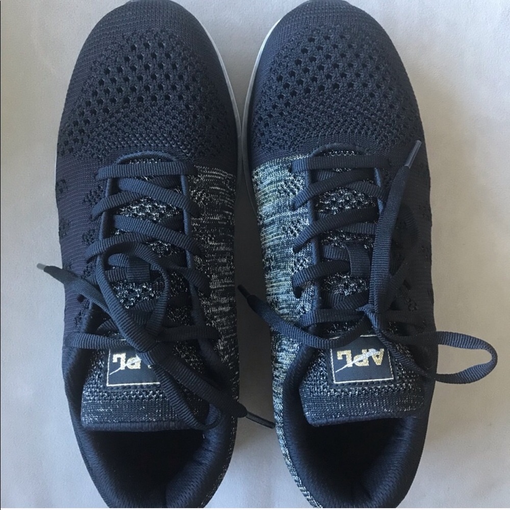 APL Sneackers NEW w/o box - never worn outside